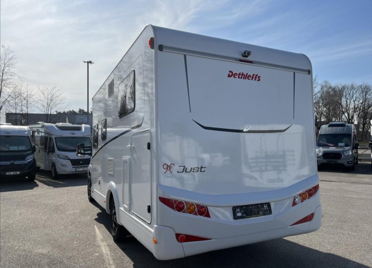 Dethleffs , 2,2 JUST T90 MJTD obytný automobil