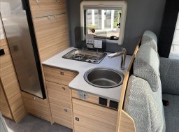 Dethleffs , 2,2 JUST T90 MJTD obytný automobil