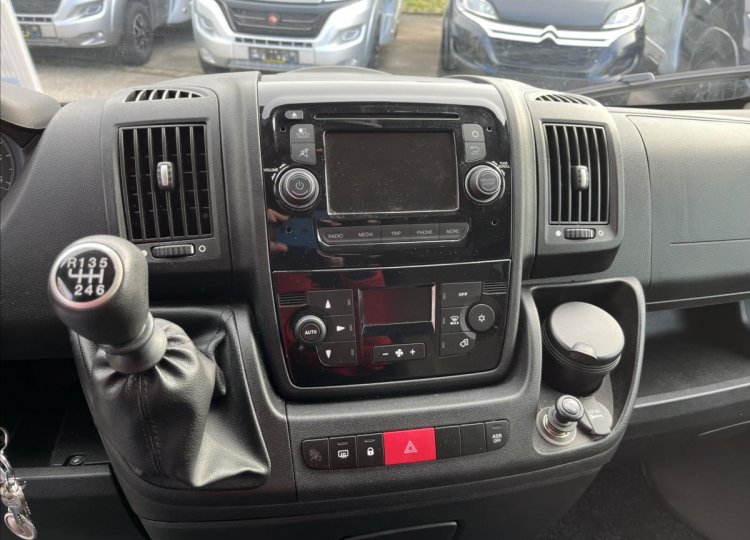 Citroën Jumper, 2,2 HDi Spaní pro 4 osoby