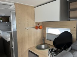 LMC , 2,2 H 730G HDi obytný automobil