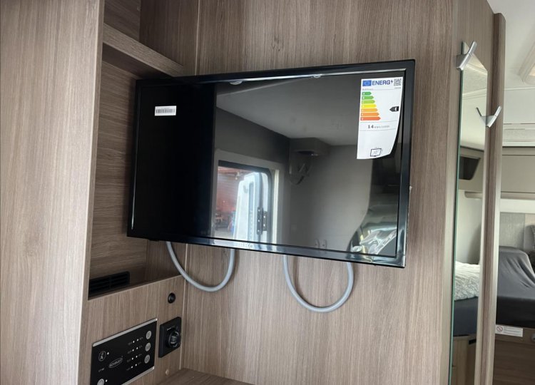 Carado , 2,2 T338 HDi obytný automobil