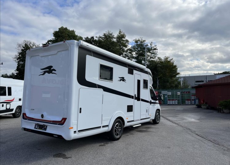 Laika , 2,2 Ecovip L3412DS MJTD obytný automobil