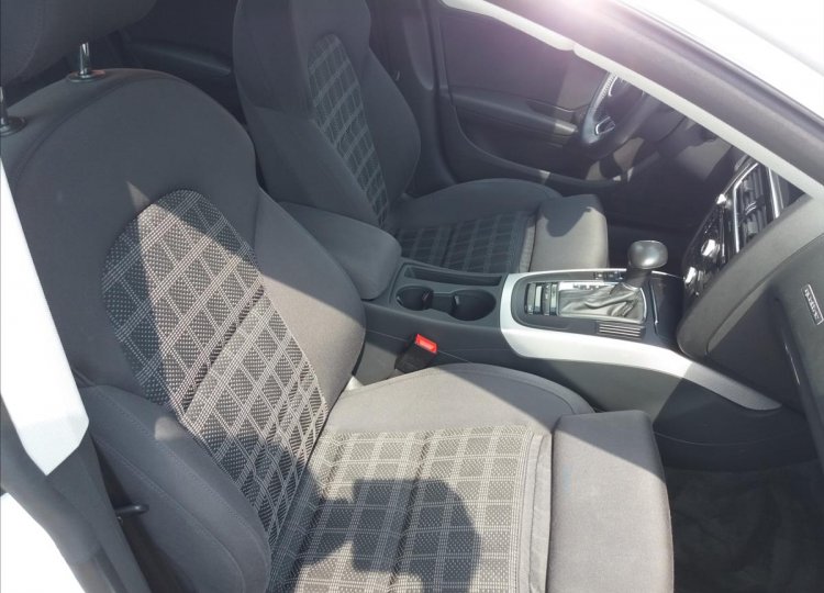 Audi A5, 2,0 TDi S-Line, quattro