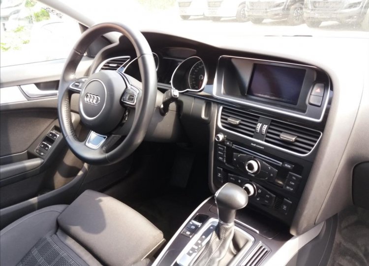Audi A5, 2,0 TDi S-Line, quattro