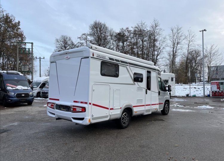 LMC , 2,2 V646G MJTD obytný automobil