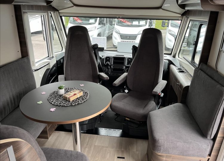 Laika , 2,2 Ecovip H3109 MJTD obytný automobil