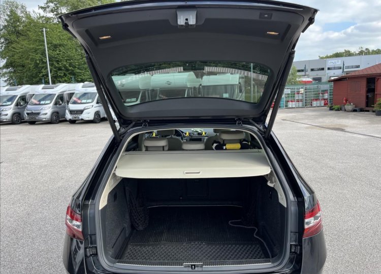 Škoda Superb, 2,0 TDi Style