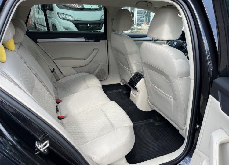 Škoda Superb, 2,0 TDi Style
