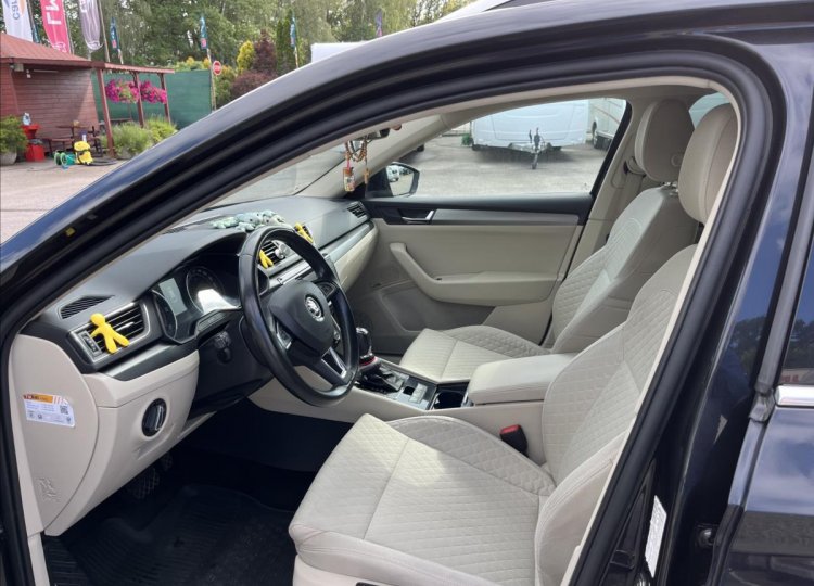 Škoda Superb, 2,0 TDi Style