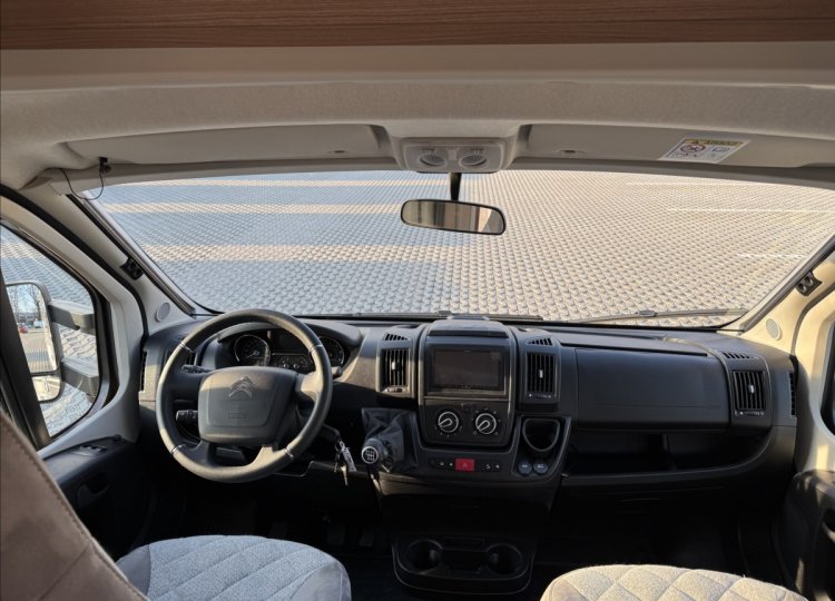 Carado , 2,2 T338 - top výbava HDi obytný automobil