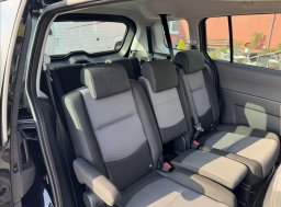 Mazda 5, 1,8