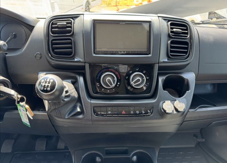 Carado , 2,2 V 337 HDi obytný automobil