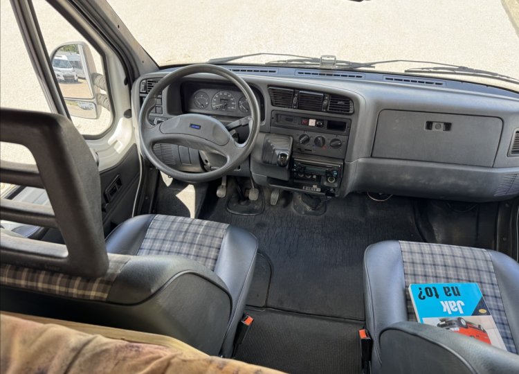 Eura Mobil , 2,5 TDi obytný automobil