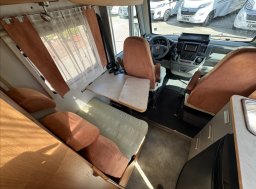 Pilote , 2,3 Aventura 600 obytný automobil