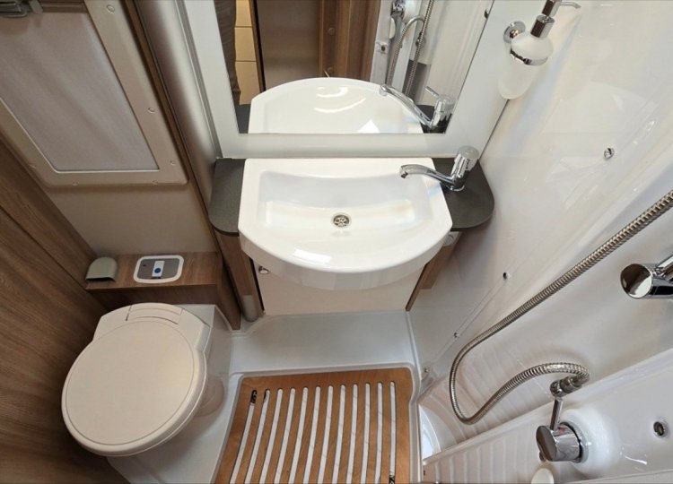 Laika Ecovip, 2,2 L 3010 - MY25 MJT obytný automobil