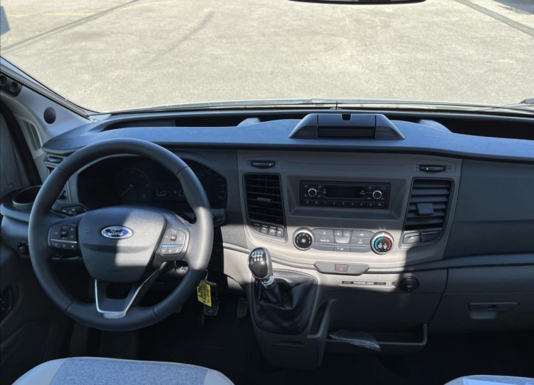 LMC , 2,0 Innovan 590 TDCi obytný automobil