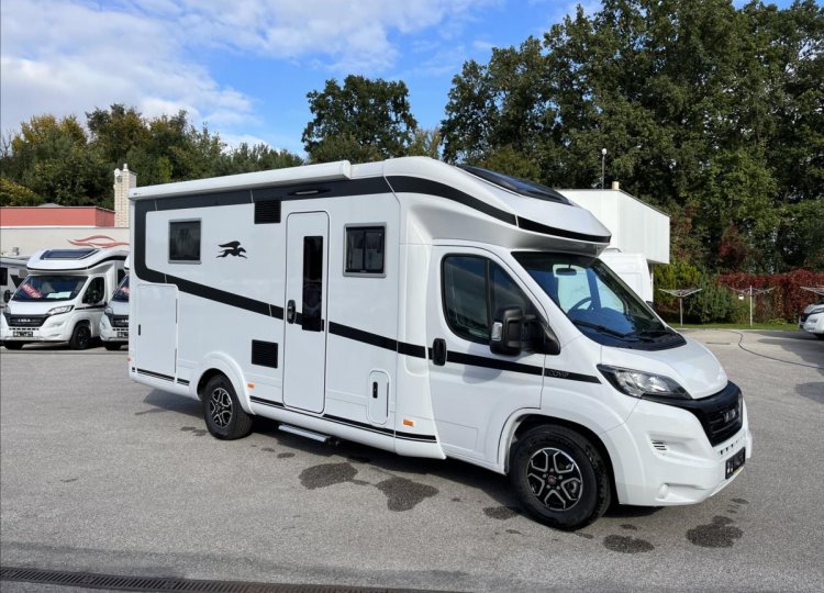 Laika Ecovip, 2,2 L 3412DS MJTD obytný automobil