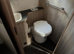 Laika Ecovip, 2,2 L 3412DS MJTD obytný automobil