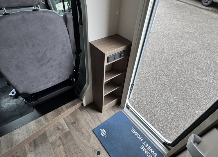 Carado , 2,0 T 338 - MY26 TDCi obytný automobil