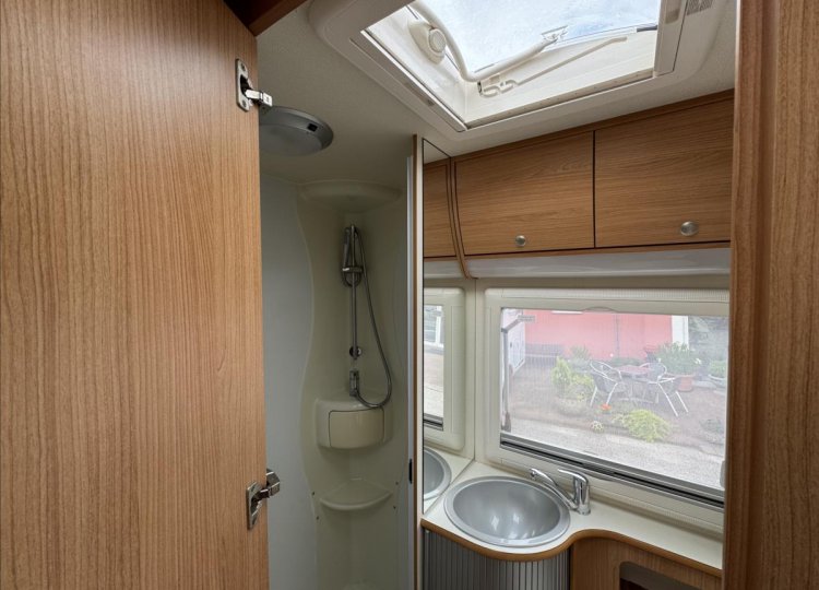 Adria , 2,5 Vision 707SG Dci obytný automobil