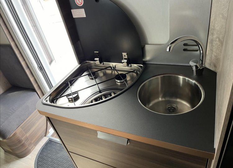 Laika Ecovip, 2,2 L 3009 MJTD obytný automobil