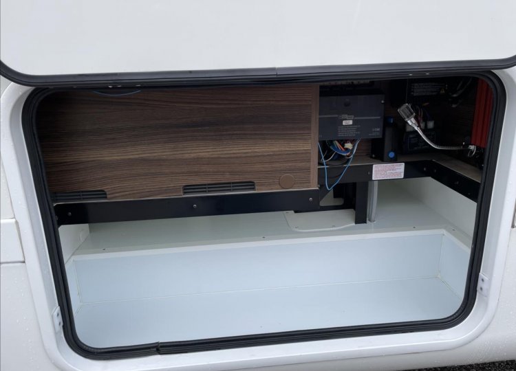 Laika Ecovip, 2,3 L 4012 MJTD obytný automobil