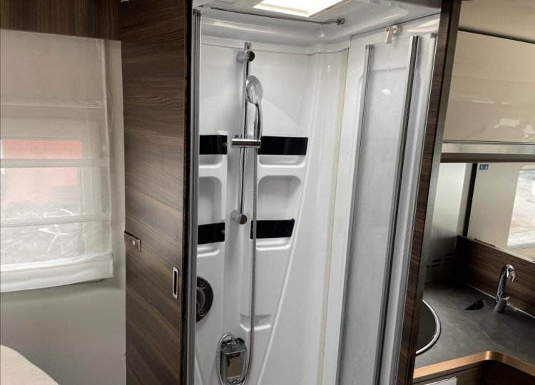 Laika Ecovip, 2,3 L 4012 MJTD obytný automobil