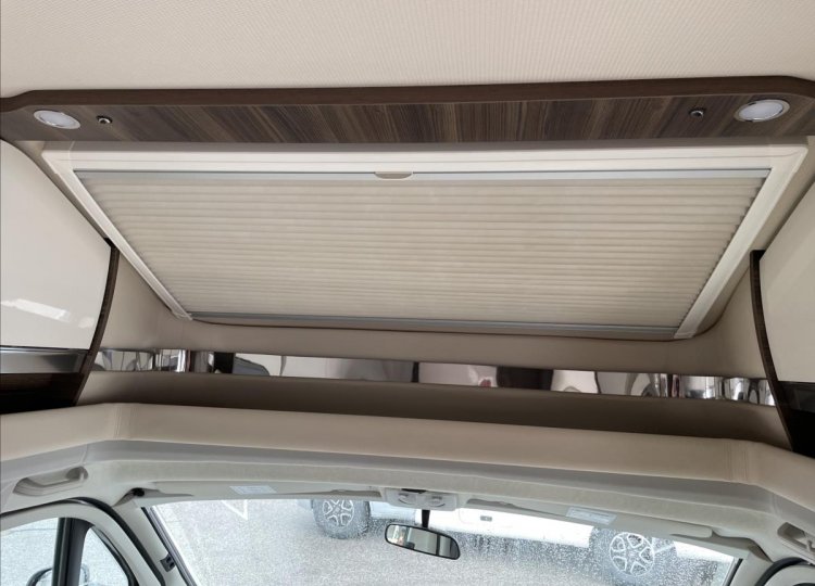 Laika Ecovip, 2,3 L 4012 MJTD obytný automobil