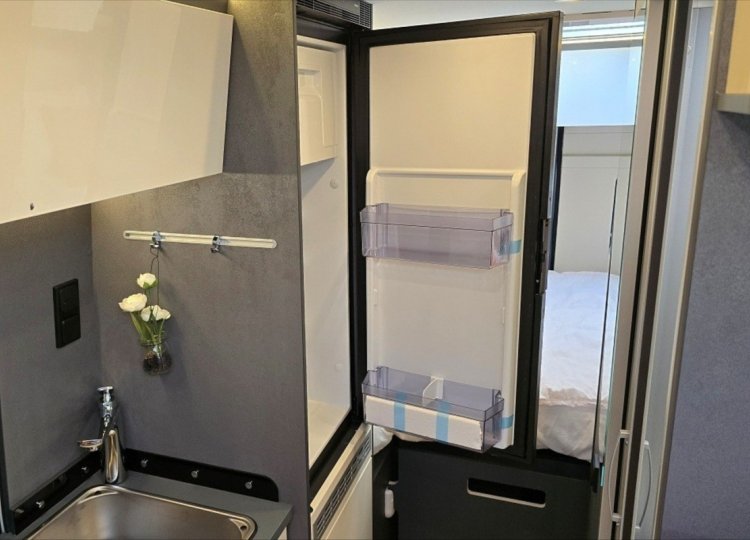 Laika Kosmo, 2,2 60 Supremo Azzurro MJT obytný automobil