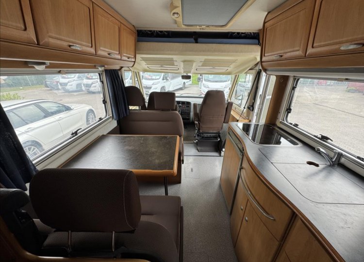 Hymer , 2,8 JTD obytný automobil