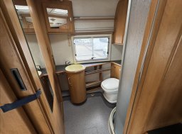 Hymer , 2,8 JTD obytný automobil