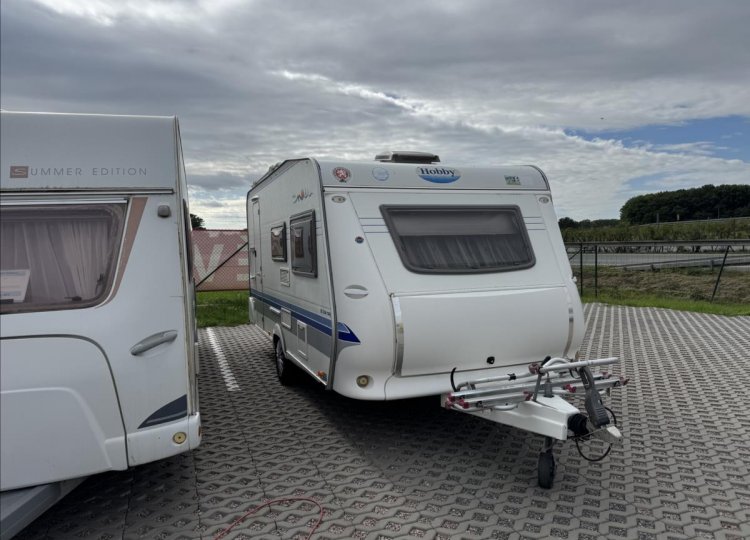 Hobby Ostatní, DE LUXE EASY 440 obytný přívěs