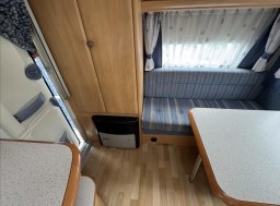 Hobby Ostatní, DE LUXE EASY 440 obytný přívěs