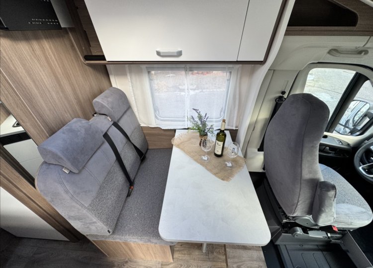 Carado , 2,2 V 337 - MY26 MJT obytný automobil