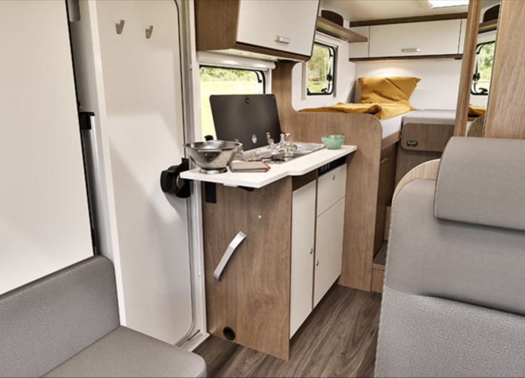 Carado , 2,2 V347 - MY26 HDi obytný automobil