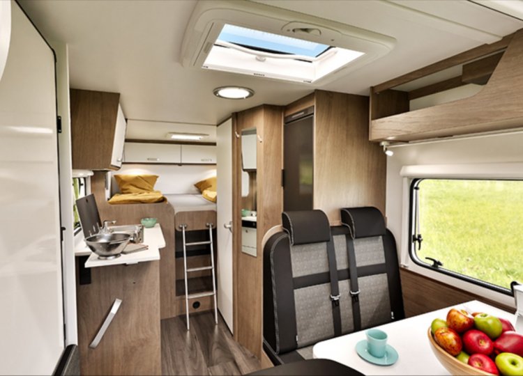 Carado , 2,2 V347 - MY26 HDi obytný automobil