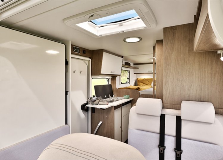 Carado , 2,2 V347 - MY26 HDi obytný automobil