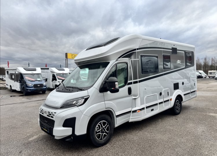 Laika Ecovip, 2,2 L 3019 Titanio MJT obytný automobil