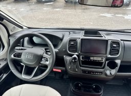 Laika Ecovip, 2,2 L 3019 Titanio MJT obytný automobil