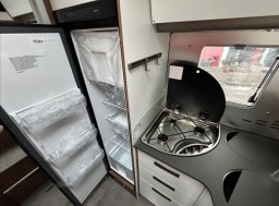 Laika Ecovip, 2,2 L 3019 Titanio MJT obytný automobil