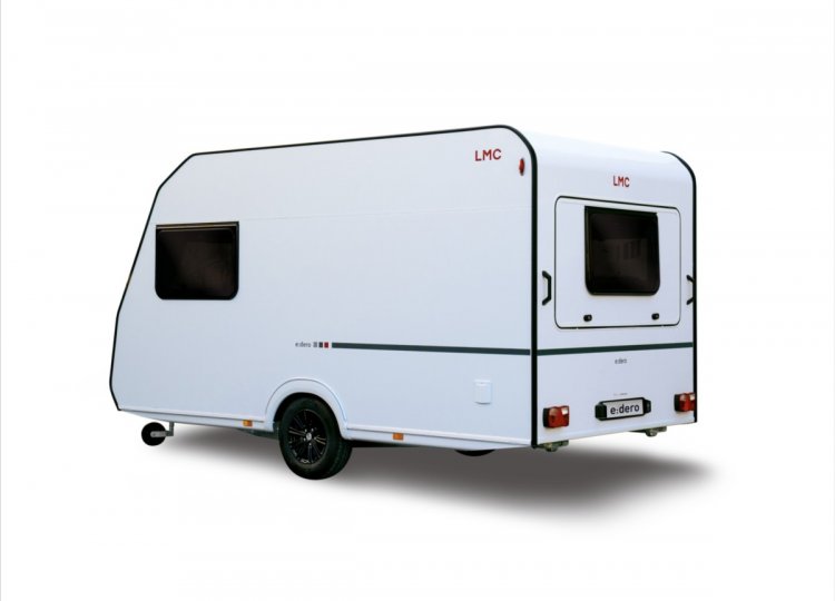 LMC , E:DERO 400C obytný přívěs