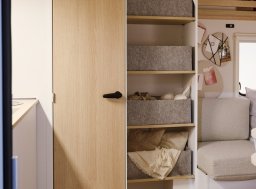 LMC , E:DERO 400C obytný přívěs