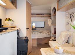 LMC , E:DERO 400C obytný přívěs