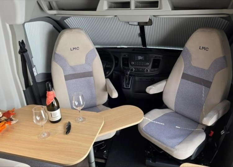 LMC , 2,0 Innovan 592 TDCi obytný automobil