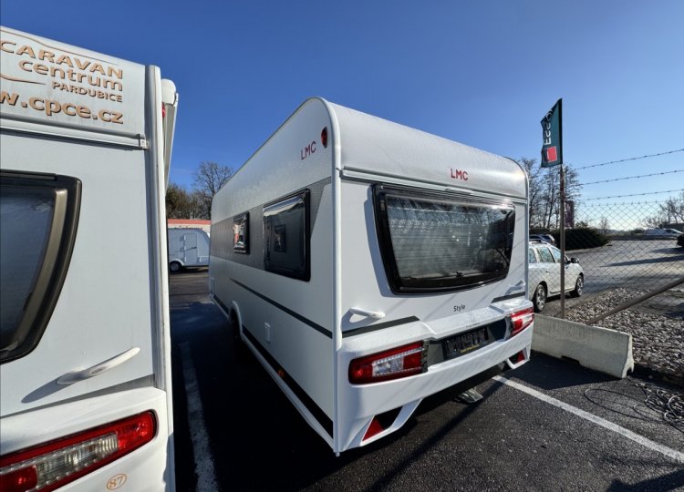 LMC , Style 440D obytný přívěs