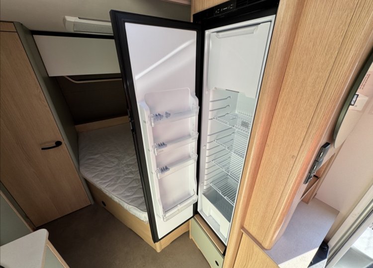 LMC , Style 440D obytný přívěs