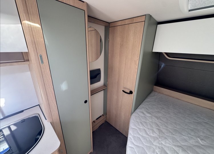 LMC , Style 440D obytný přívěs