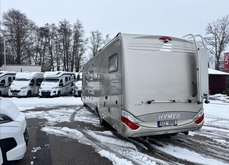 Hymer , 3,0 S 830 MJTD obytný automobil