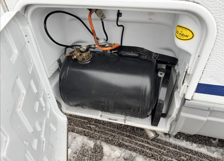 Dethleffs , 2,3 JTD obytný automobil