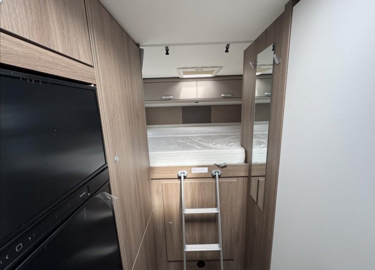 Carado , 2,2 A 464 MJT obytný automobil